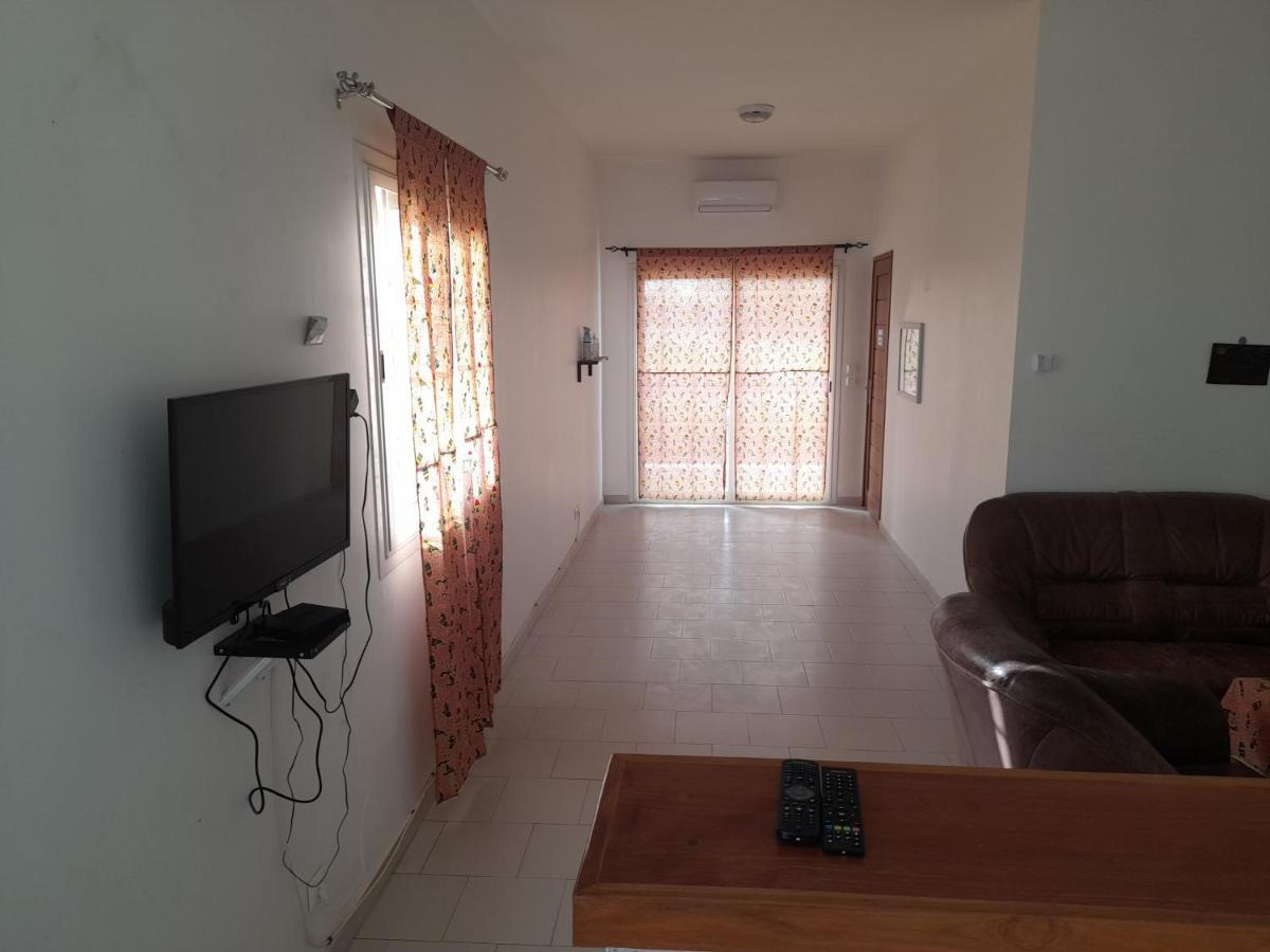 Appartement Familial Spacieux Avec Climatisation 济金绍尔 外观 照片