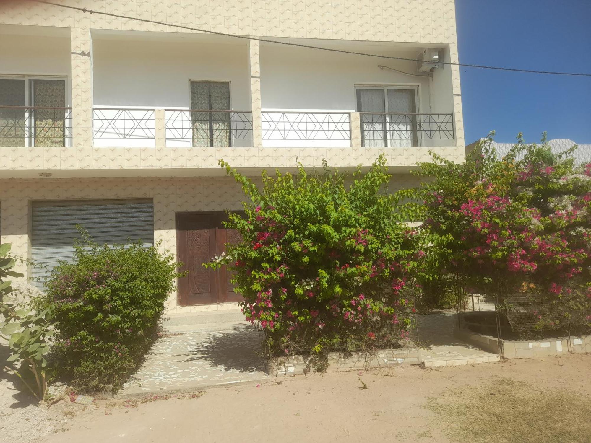 Appartement Familial Spacieux Avec Climatisation 济金绍尔 外观 照片